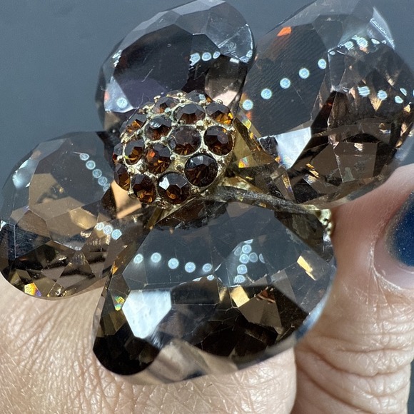 Brand New Crystal Cocktail Flower Ring Big Vintage Ring Stretchy Band - Picture 11 of 16